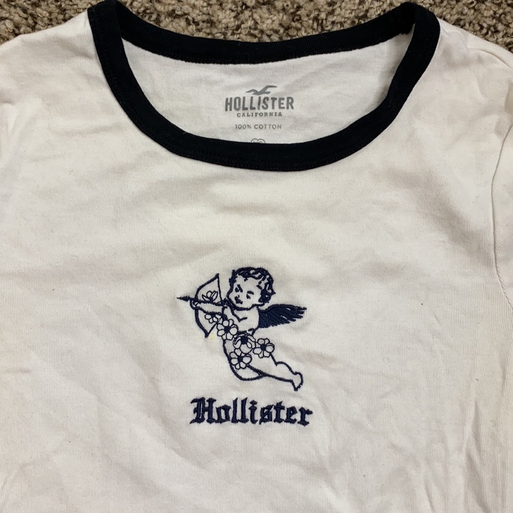 HOLLISTER Crop Graphic Tee (XS)